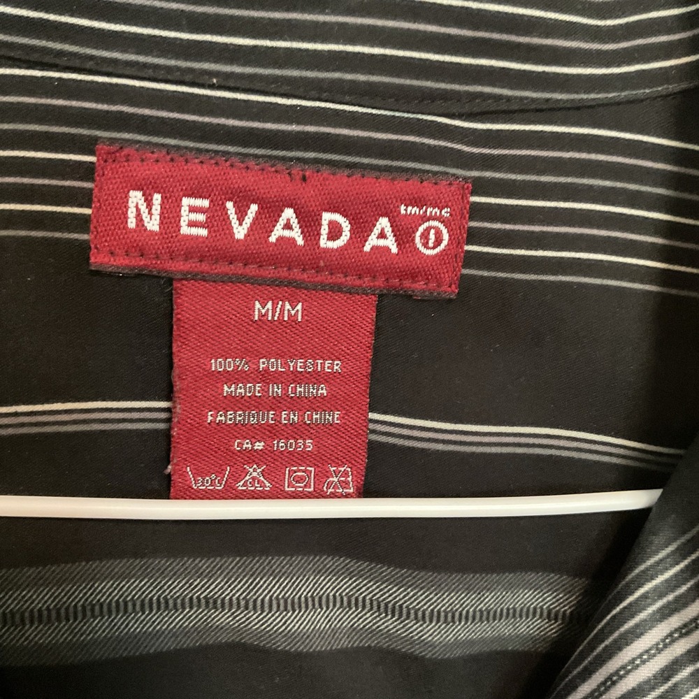 Nevada Button Down Shirt Mens M Black Excellent Striped Long Sleeve Pocket - Picture 2 of 5
